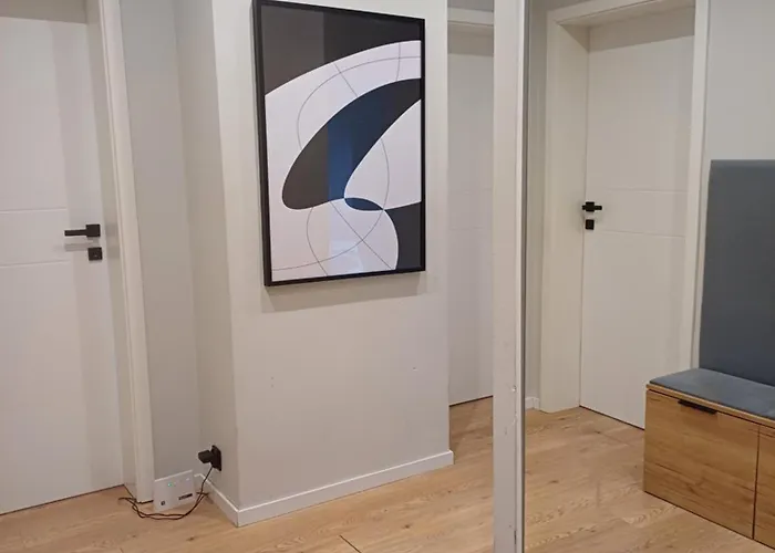 Place4you Apartment *